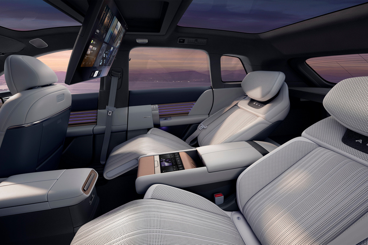 audi-saic E7X — photo 8