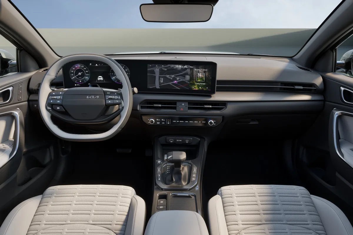 kia XCeed — photo 3