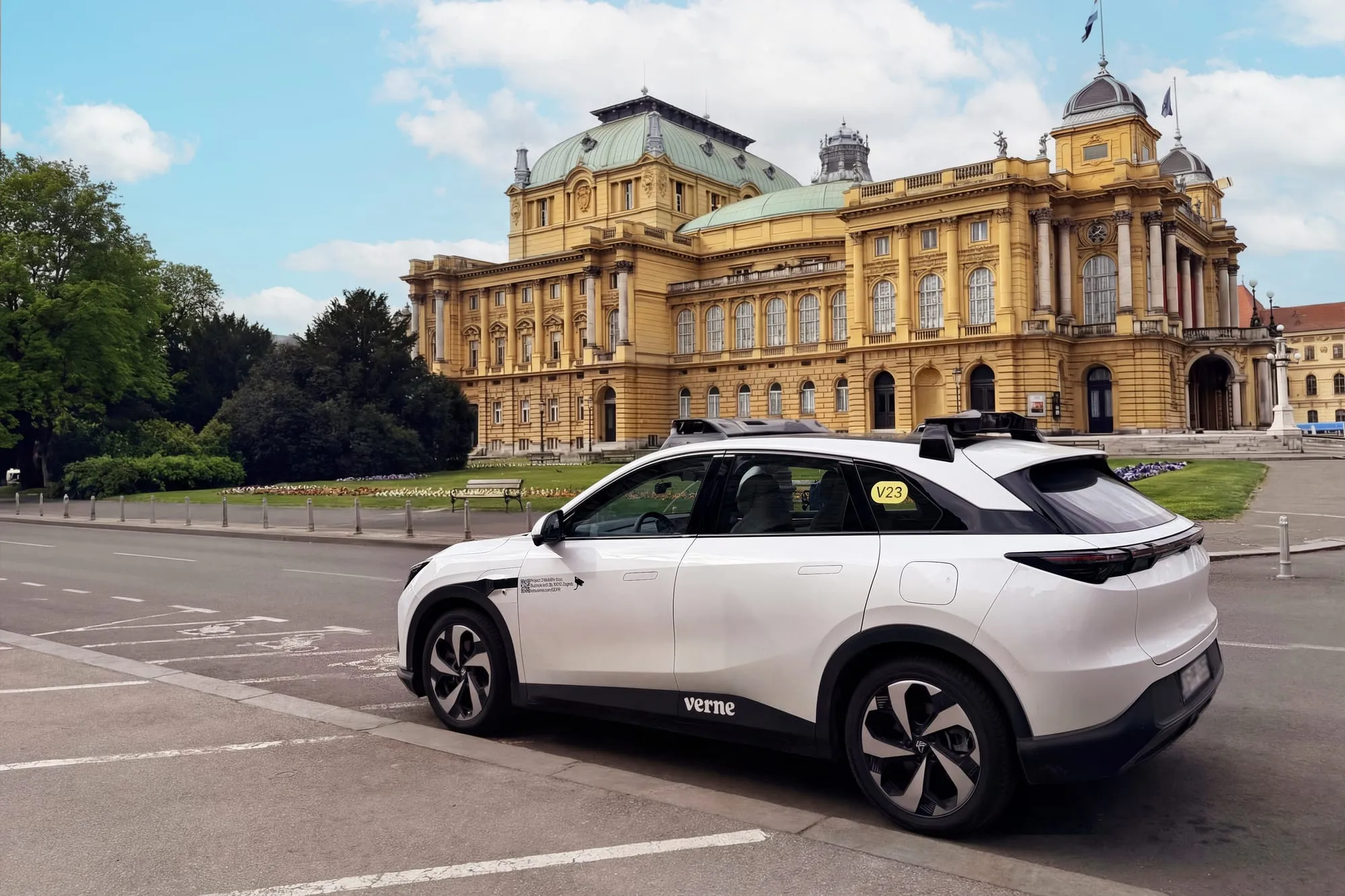 Uber Brings Robotaxis to Europe. The Car Is an ArcFox. — photo 4
